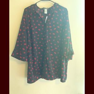 🍂NWT Catherine’s 1x lips button down 3/4 sleeve